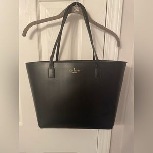 LARGE KATE SPADE WORK BAG - FITS LAPTOP AND OTHER ITEMS VERY COMFORTABLY